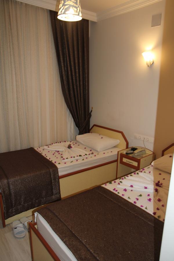 Dostlar Hotel เมร์ซีน ภายนอก รูปภาพ